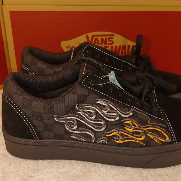 Vans Men 7 /Women 8.5 ComfyCush Old Skool Ignition Checker Flames Black Yellow - Picture 2 of 12
